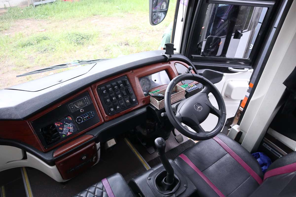 Interior Medium Bus MD03 Seat 35